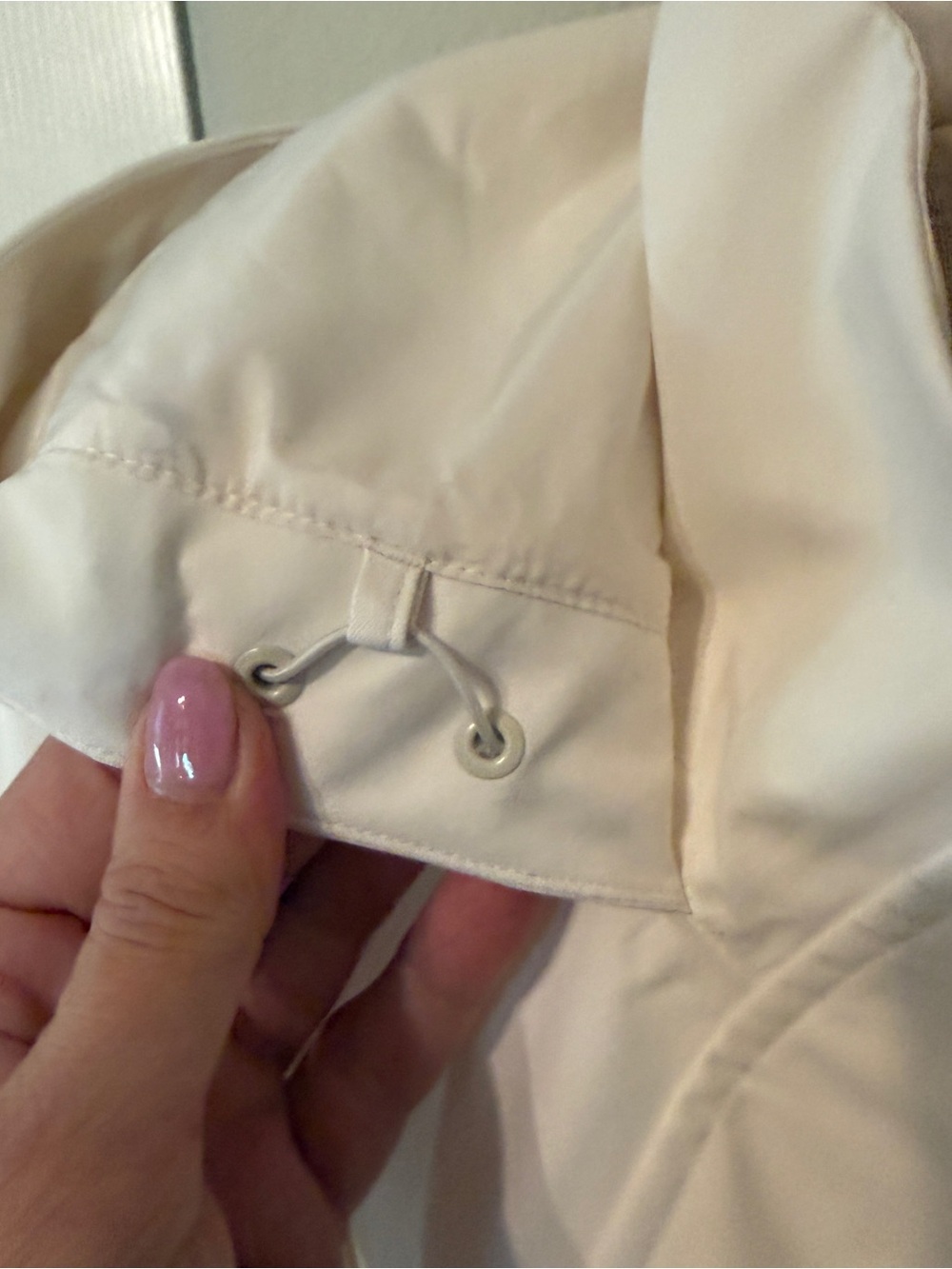 Athleta Women's RainOut Sutro Trench Ivory Size Large - Picture 4 of 9